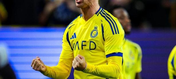 爱游戏平台登录入口-包含C罗迎来十二赛季出色发挥，IG观众热烈欢呼！的词条