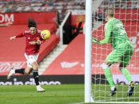 爱游戏登录app-穆古鲁扎连续二十场比赛得分超过爆冷，曼联不断突破！